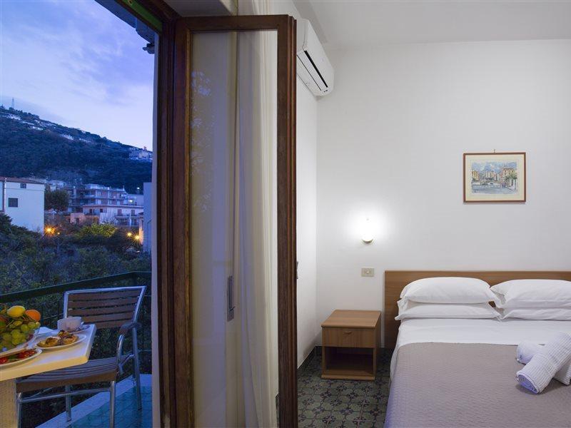 Hotel Angelina Sant'Agnello Exterior foto