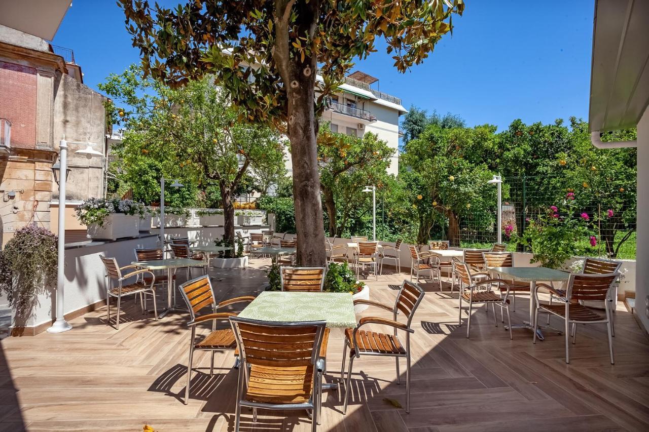 Hotel Angelina Sant'Agnello Exterior foto