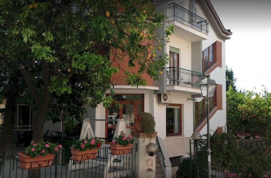 Hotel Angelina Sant'Agnello Exterior foto